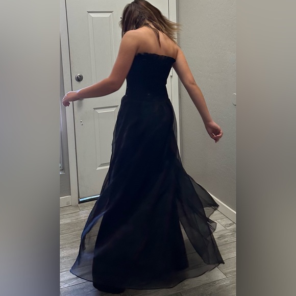 Laundry By Shelli Segal Dresses Laundry By Shelli Segal Strapless